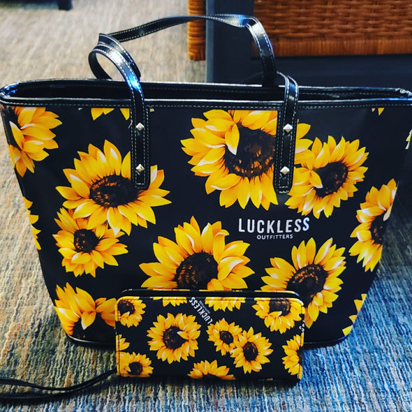 Sunflower Clutch - Luckless Outfitters