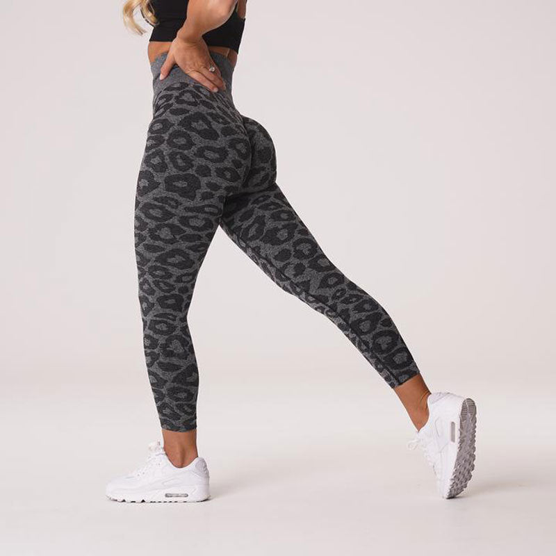 Lou & Grey, Pants & Jumpsuits, Lou Grey Nwt Leopard Print Essential  Leggings Sweet Caramel Size Xs